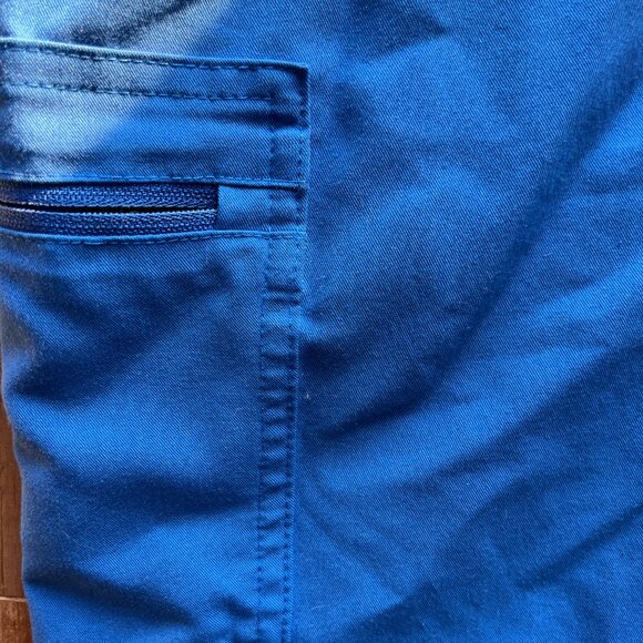 FIGS Zamora Jogger Scrub Pants Women’s Medium Petite M/P Blue Technical - Picture 7 of 7